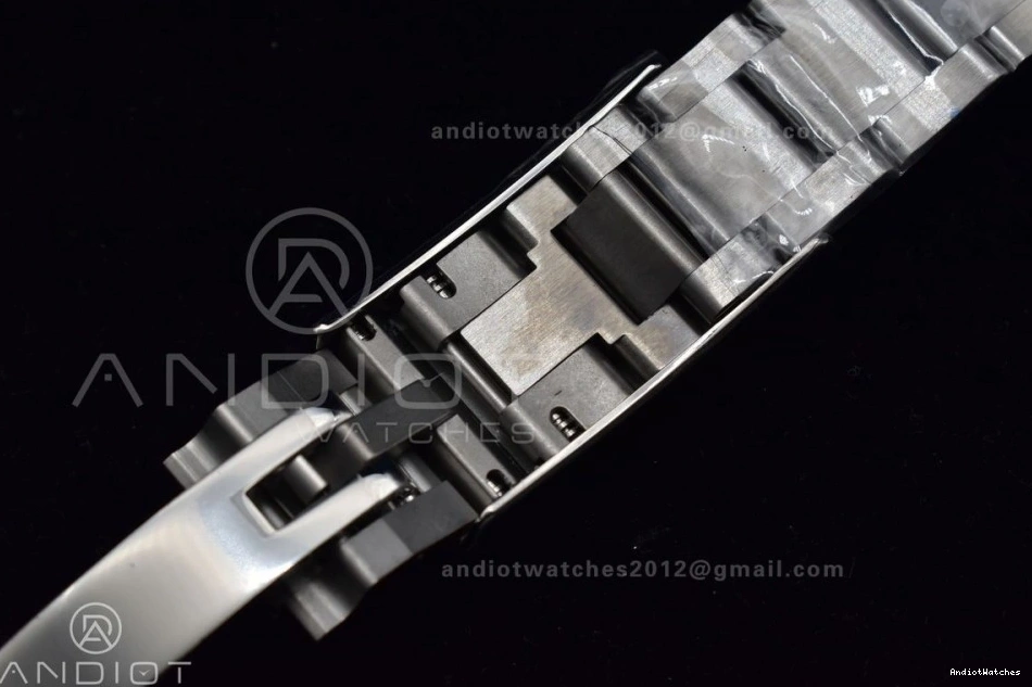 Edition on Bracelet Submariner No Best Date 1126 BP GoodFit 114060 SS 0315